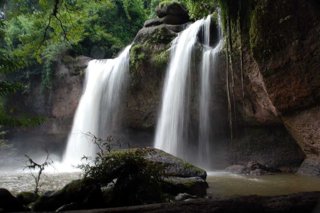 Haeo_Suwat_waterfall-2 day trips from bangkok
