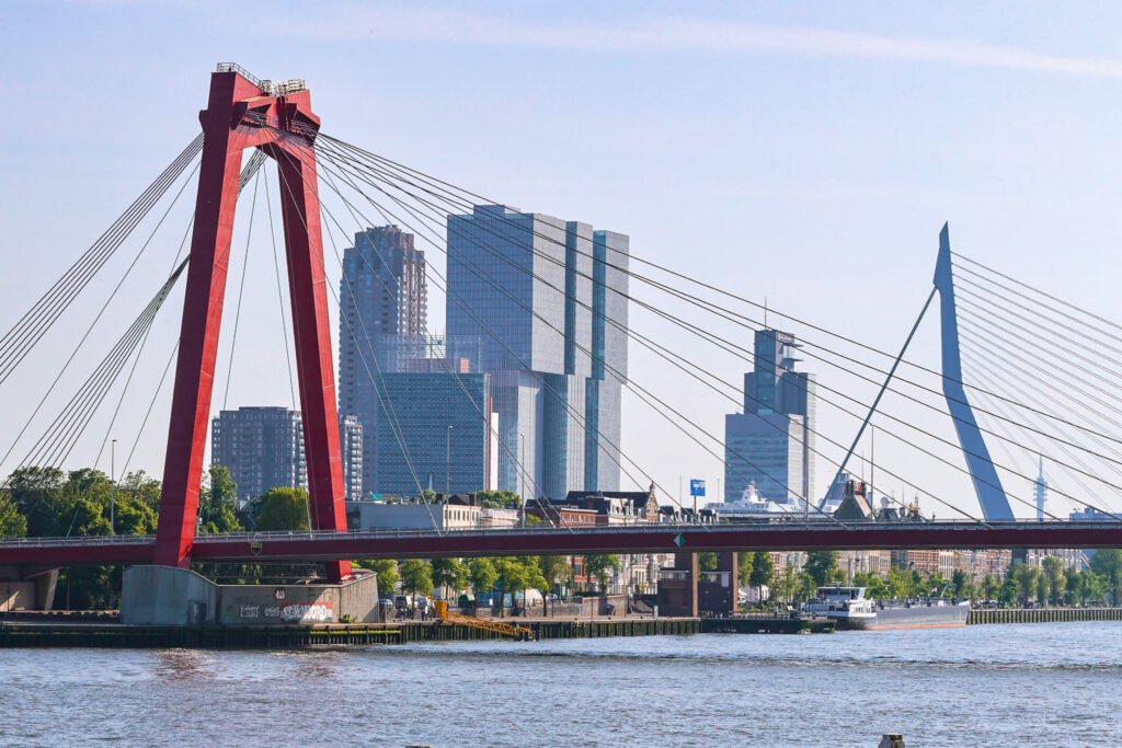 rotterdam travel guide / best day trips from amsterdam