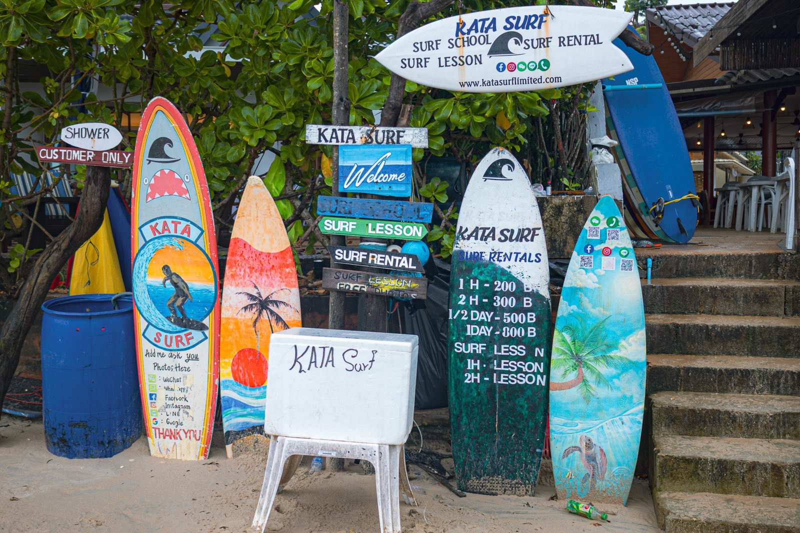 phuket travel guide / kata surf
