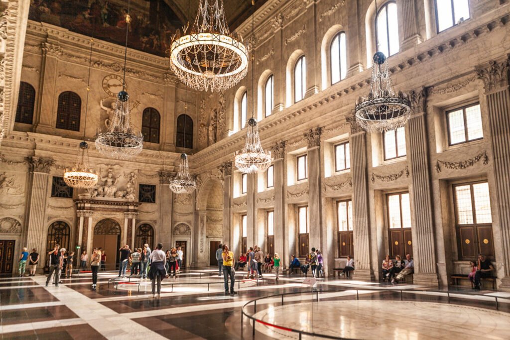 15383896484_f6f59df3e6_b-2 best things to do in amsterdam