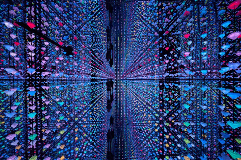 Copy-of-Copy-of-2023_Moco_AMS_Evergreen_Studio-Irma_Diamond-Matrix-1-scaled-2 best things to do in amsterdam