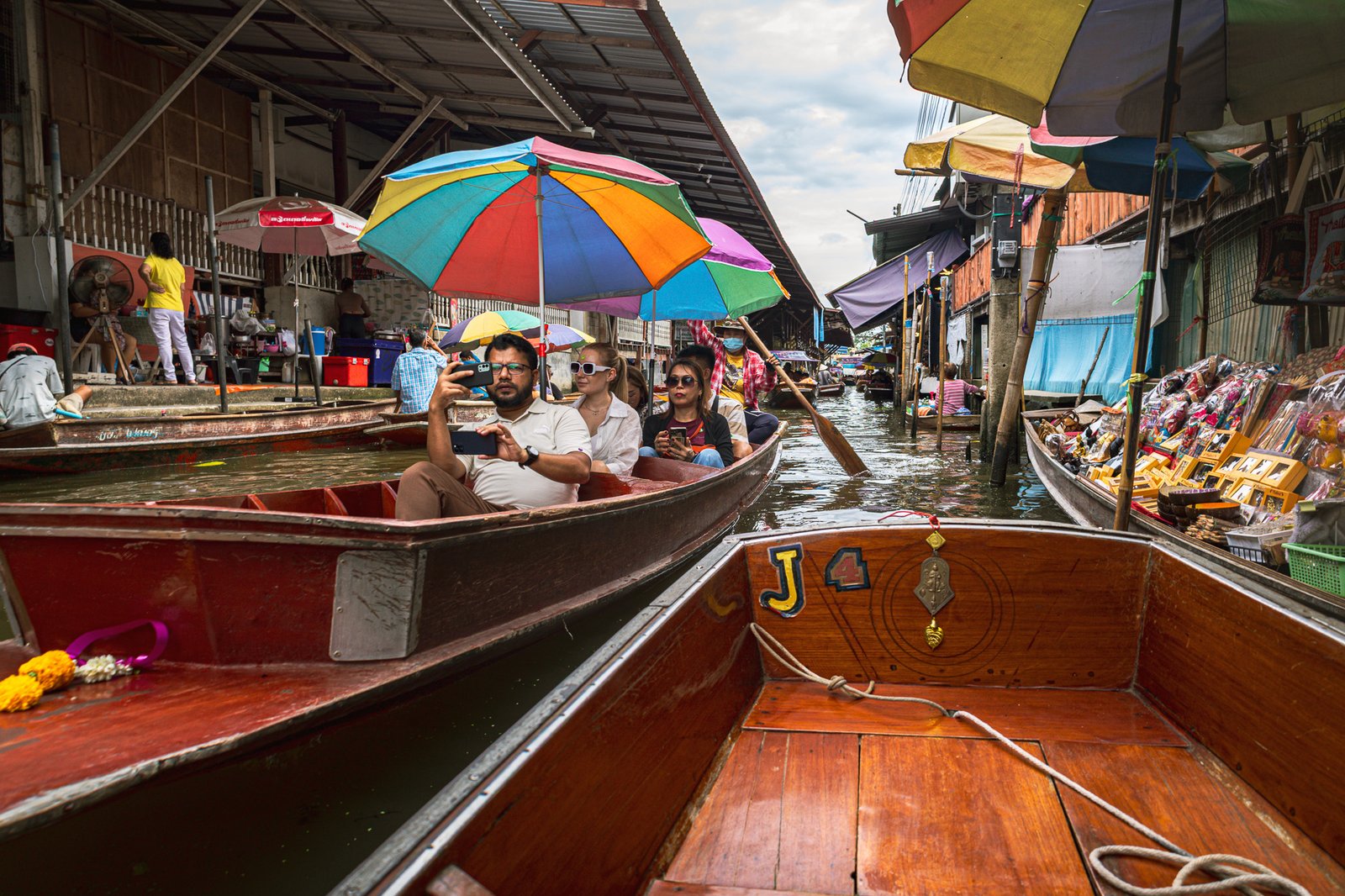 Day Trip from Bangkok to Damnoen Saduak Floating Market